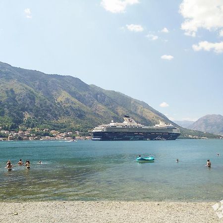 Apartments Ceklin Kotor Eksteriør billede