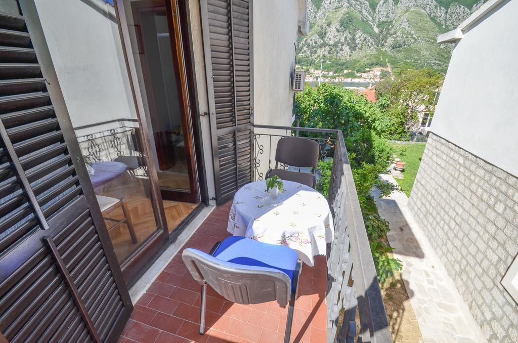 Apartments Ceklin Kotor Eksteriør billede