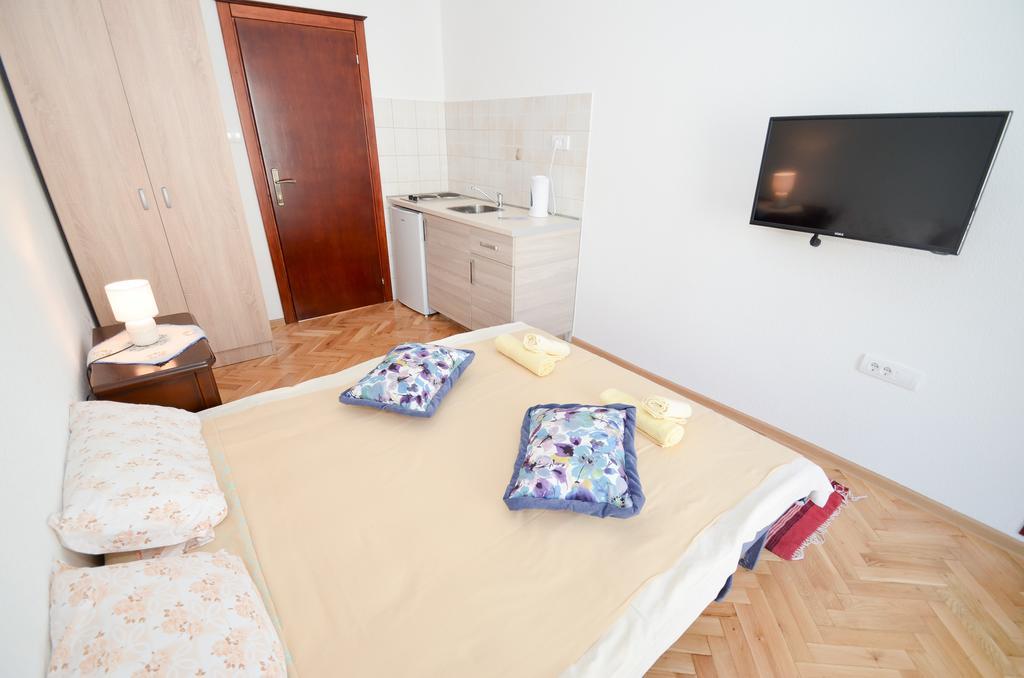 Apartments Ceklin Kotor Eksteriør billede