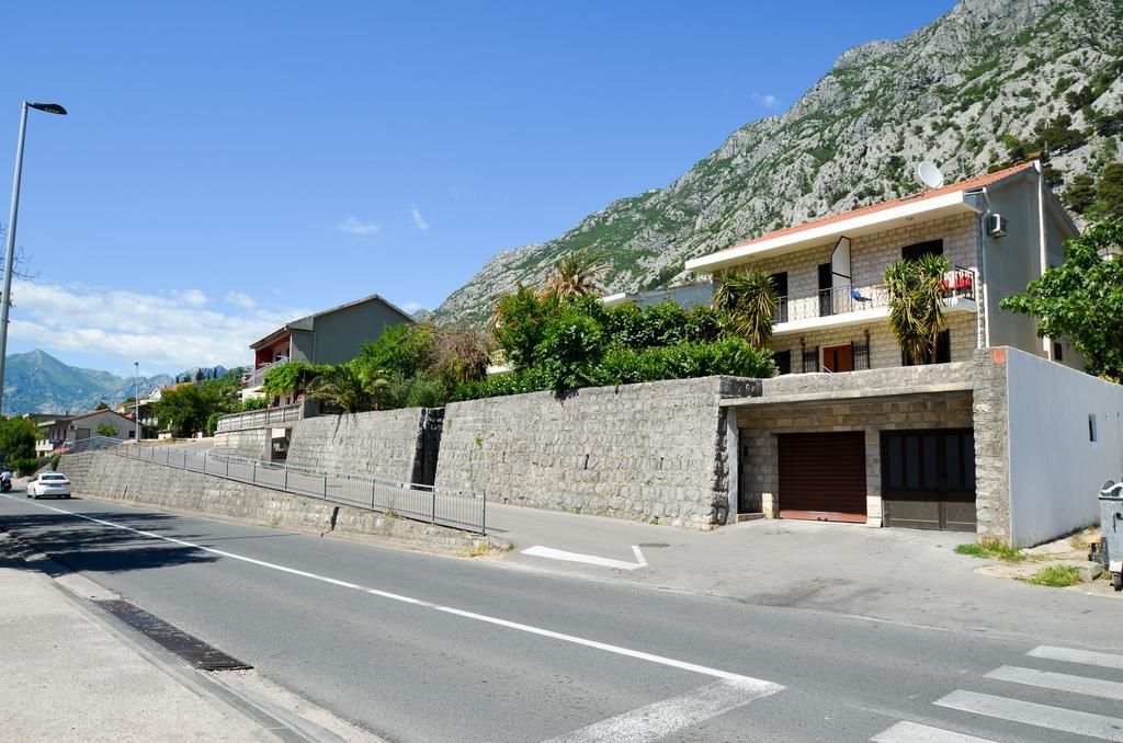 Apartments Ceklin Kotor Eksteriør billede