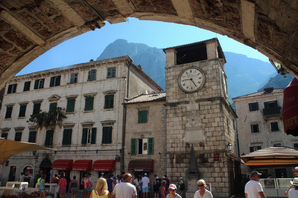 Apartments Ceklin Kotor Eksteriør billede